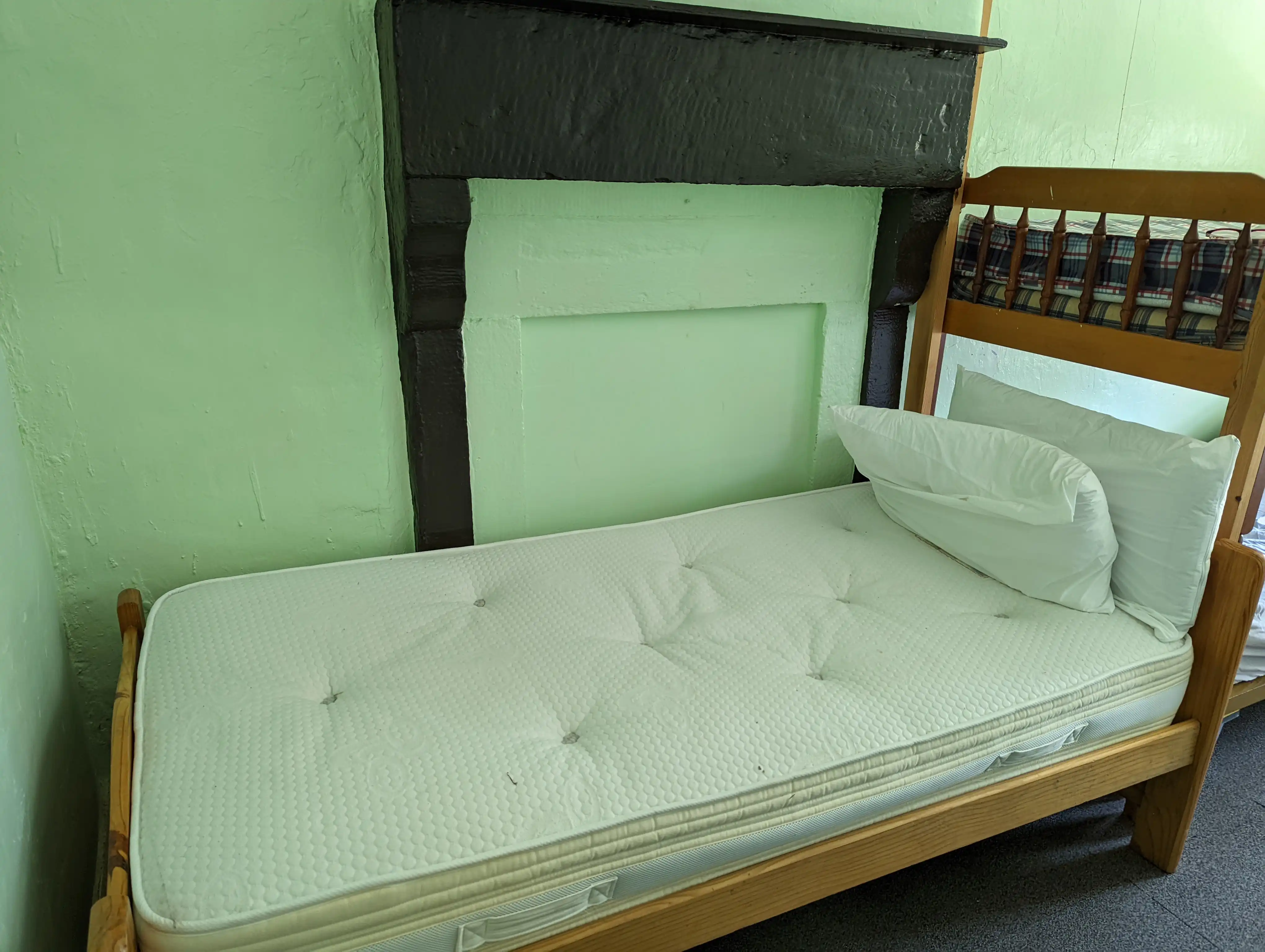 Single Bed