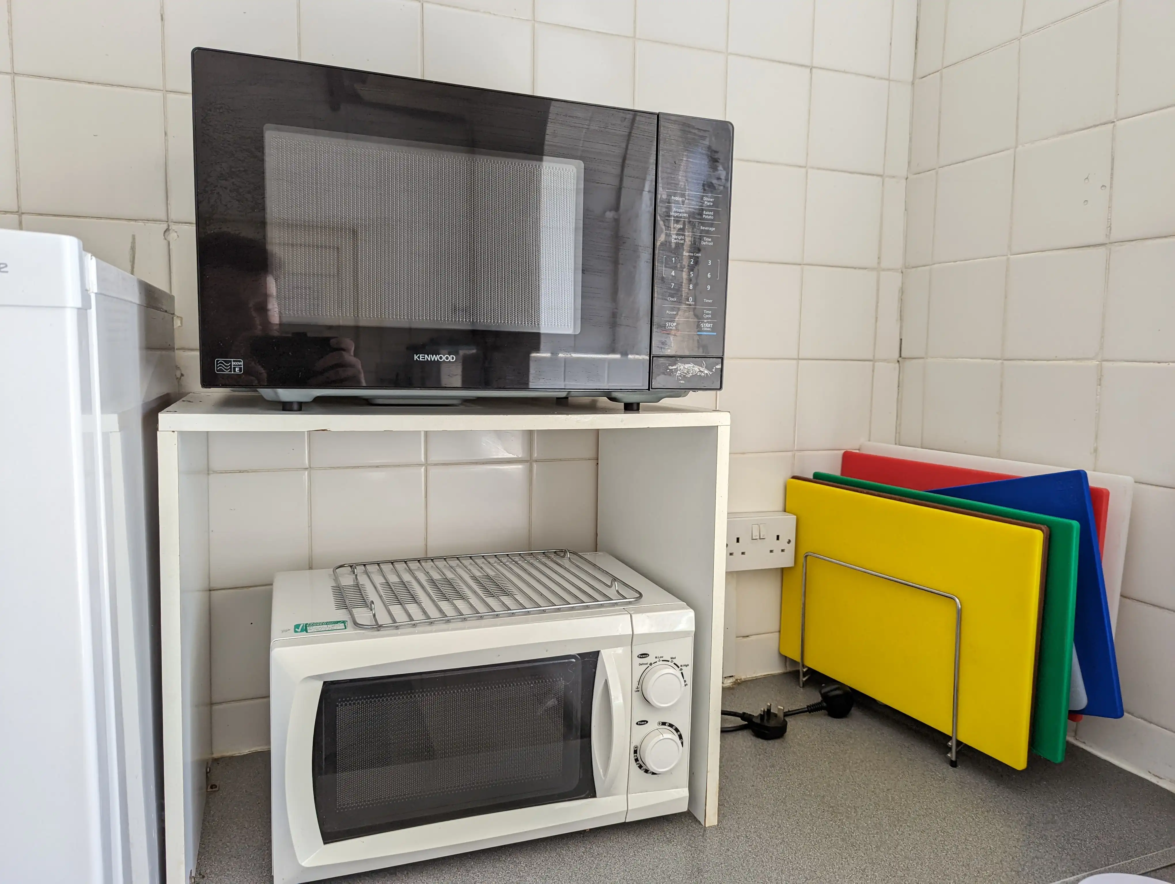 Microwave & Chopping Boards